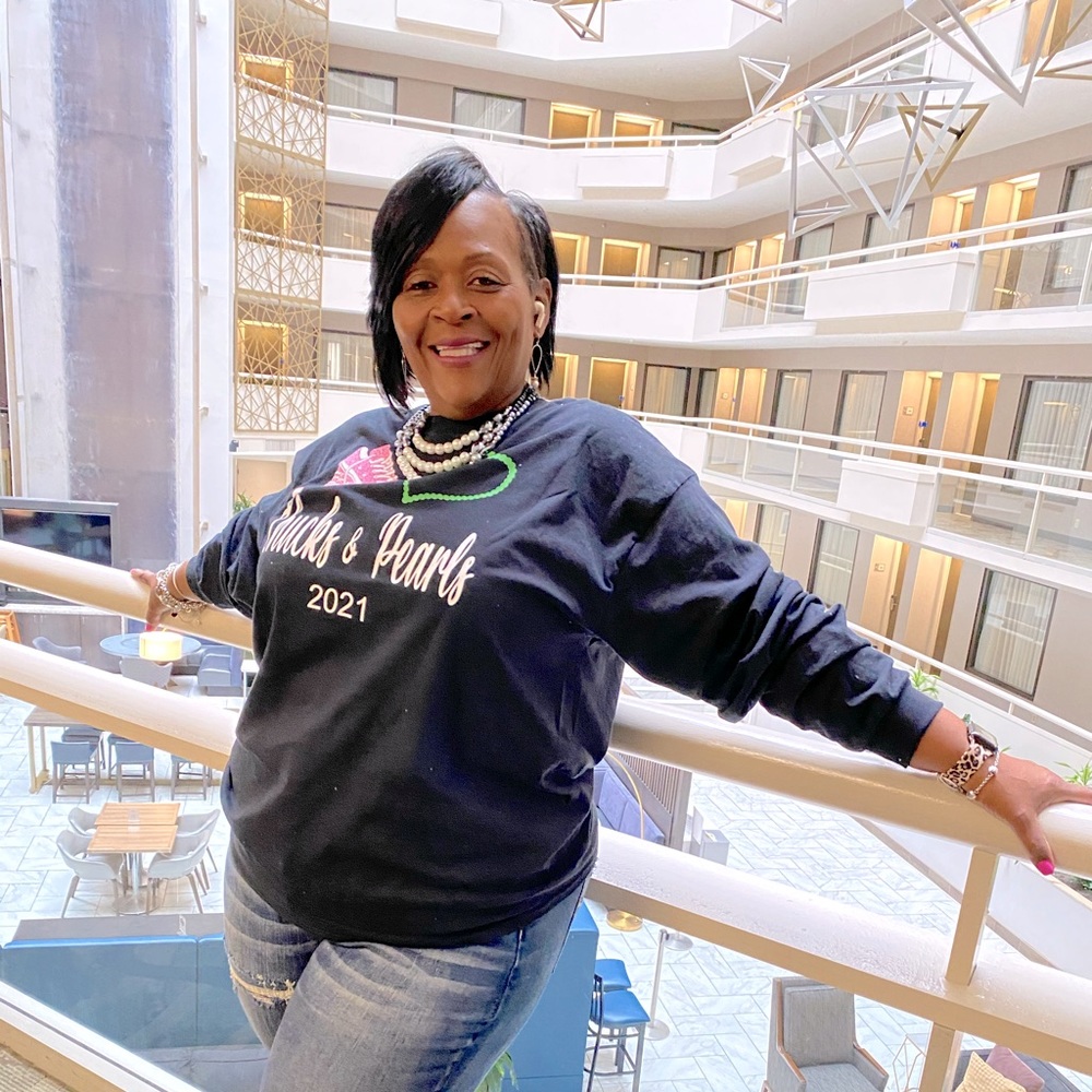 Meet your Posher, Sonia